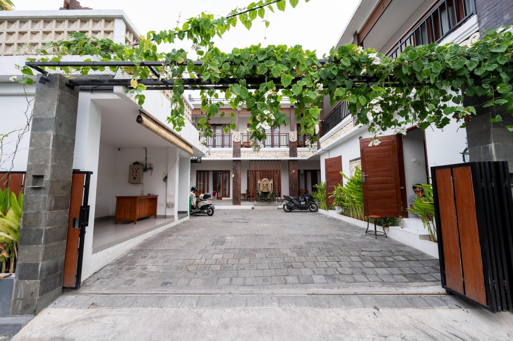 Reddoorz Plus At Yasa'S Living Denpasar Sanur Eksteriør billede