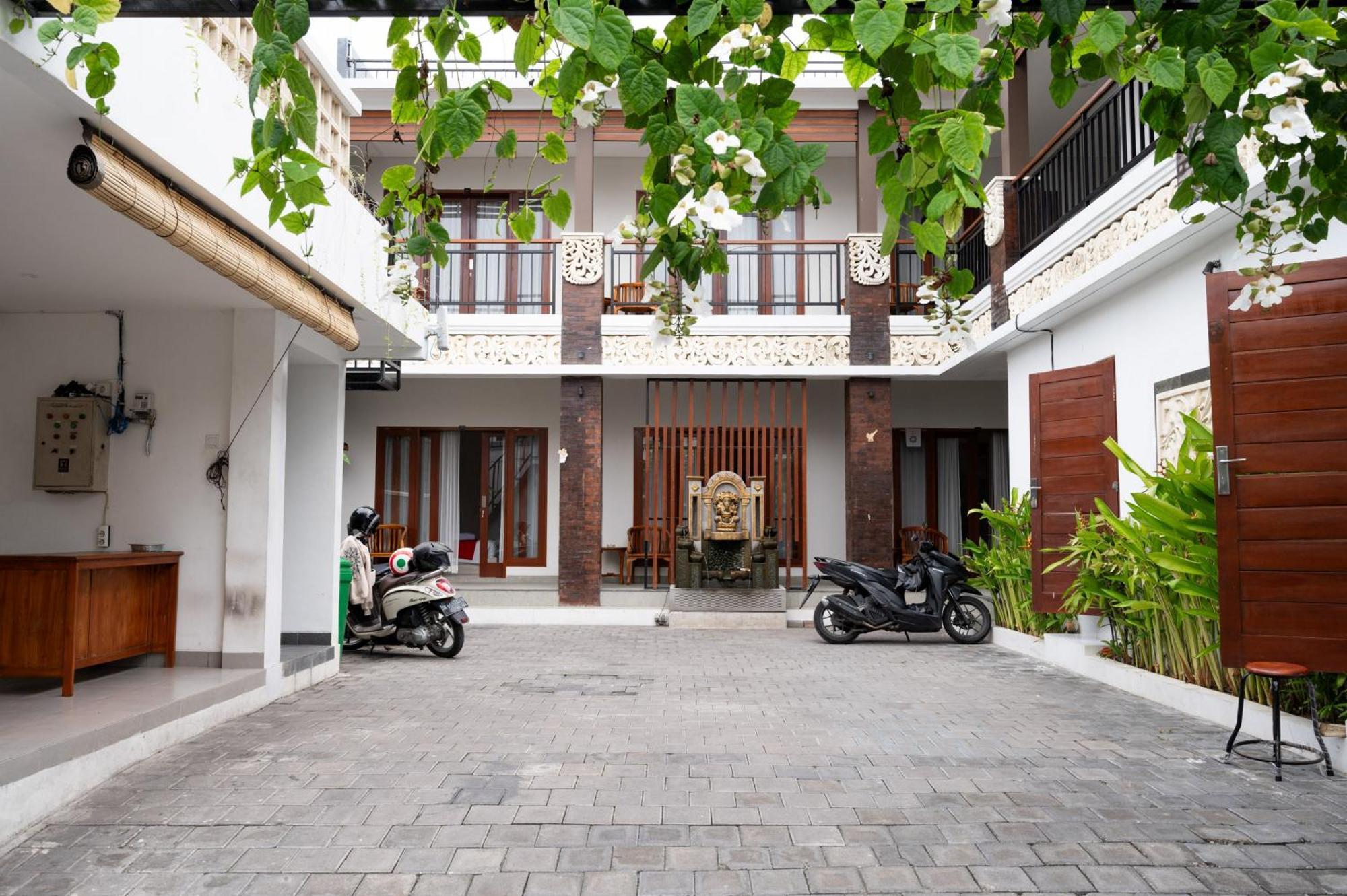 Reddoorz Plus At Yasa'S Living Denpasar Sanur Eksteriør billede